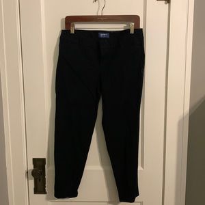 Old Navy black capri pants
